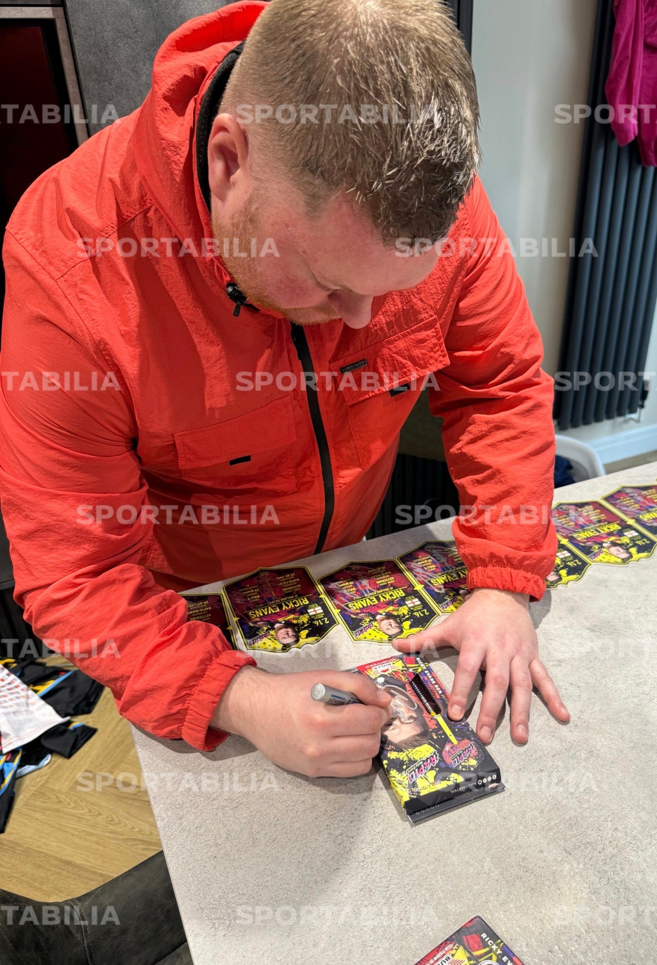 Ricky Evans Signed Bulls Darts Set