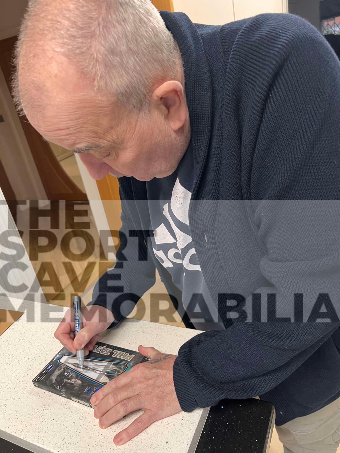 Phil Taylor Signed Target Power 9Five Gen 2 Darts Set